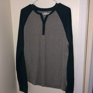 Men’s L Long-sleeve Henley